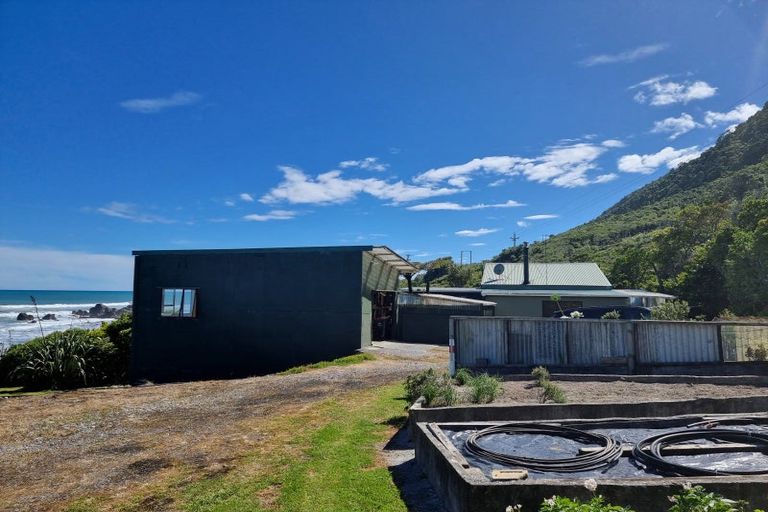 Photo of property in 2187 Coast Road, Barrytown, Runanga, 7873