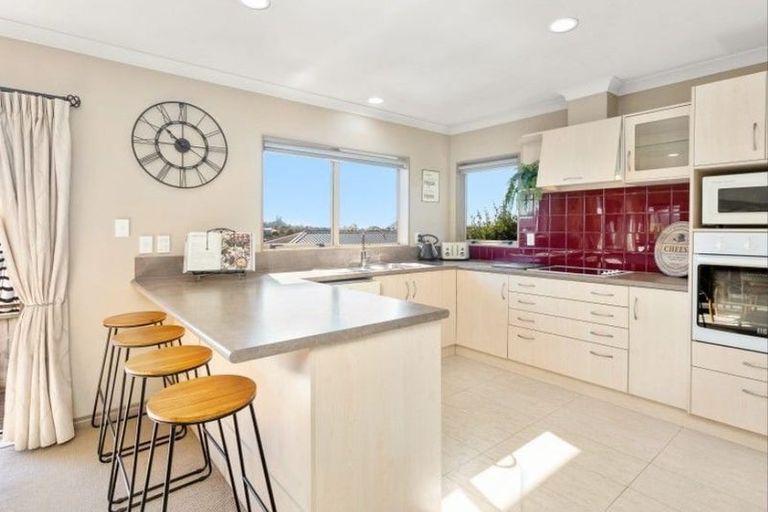 Photo of property in 10 Verona Way, Judea, Tauranga, 3110