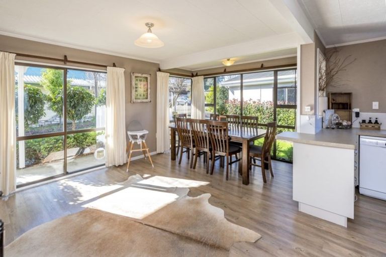 Photo of property in 18 Regal Street, Levin, 5510