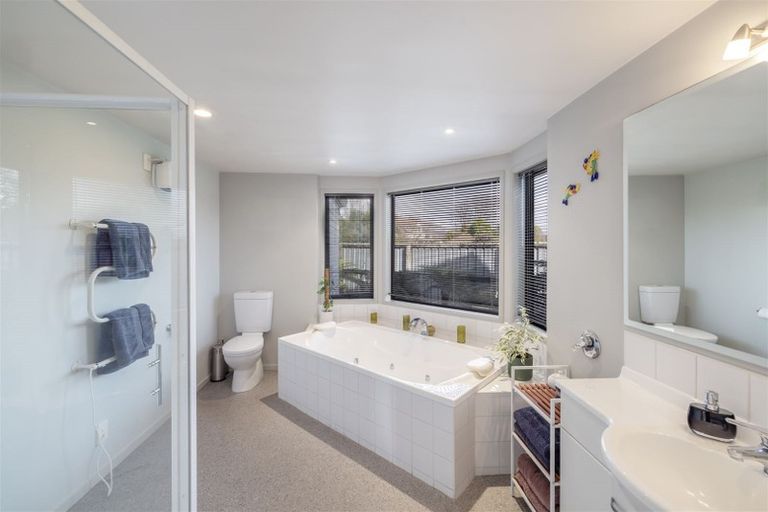 Photo of property in 233 New Brighton Road, Burwood, Christchurch, 8061