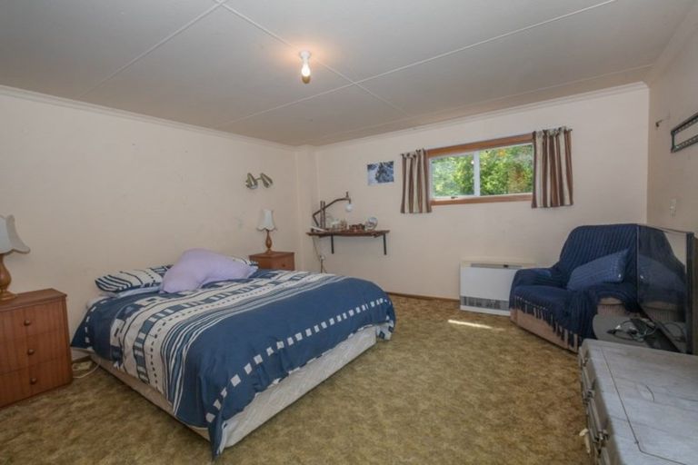 Photo of property in 41 Kennedy Crescent, Wanaka, 9305