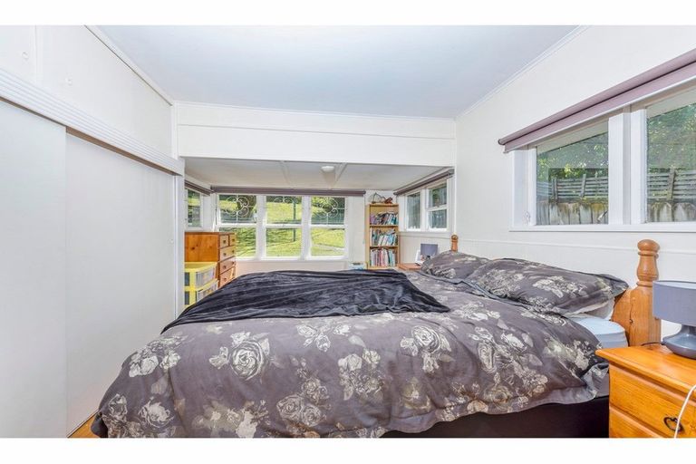 Photo of property in 31 Routley Drive, Glen Eden, Auckland, 0602