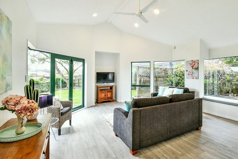 Photo of property in 41 Wairere Road, The Gardens, Auckland, 2105