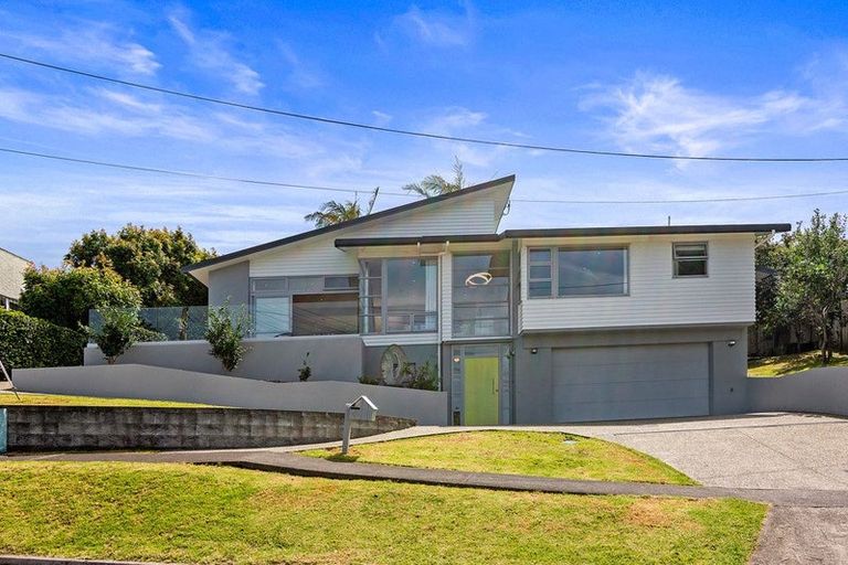 Photo of property in 48 Hebron Road, Waiake, Auckland, 0630