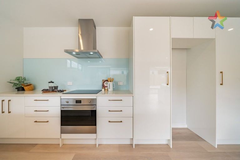 Photo of property in 124a Molesworth Street, Taita, Lower Hutt, 5011