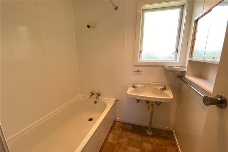 Photo of property in 66a Mahi Road, Te Kauwhata, 3710