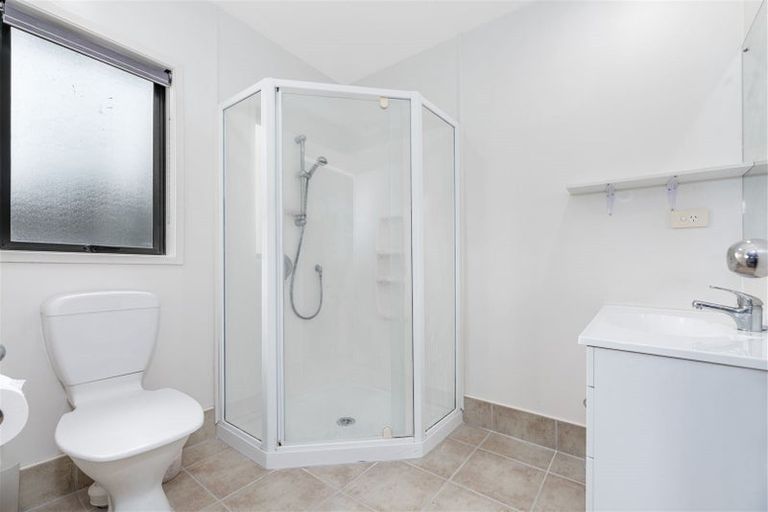 Photo of property in 9 Zeus Avenue, Henderson, Auckland, 0612