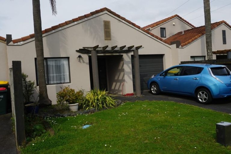 Photo of property in 64 Ksenia Drive, Flat Bush, Auckland, 2019