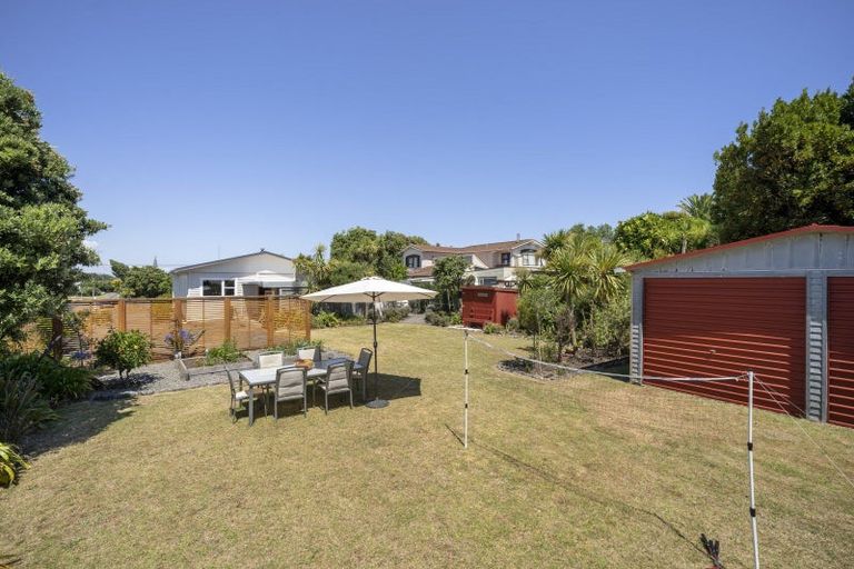 Photo of property in 48 Toi Street, Otaki Beach, Otaki, 5512