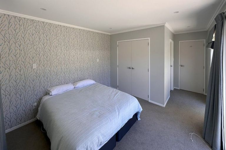 Photo of property in 37 Somerby Mews, Silverstream, Upper Hutt, 5019