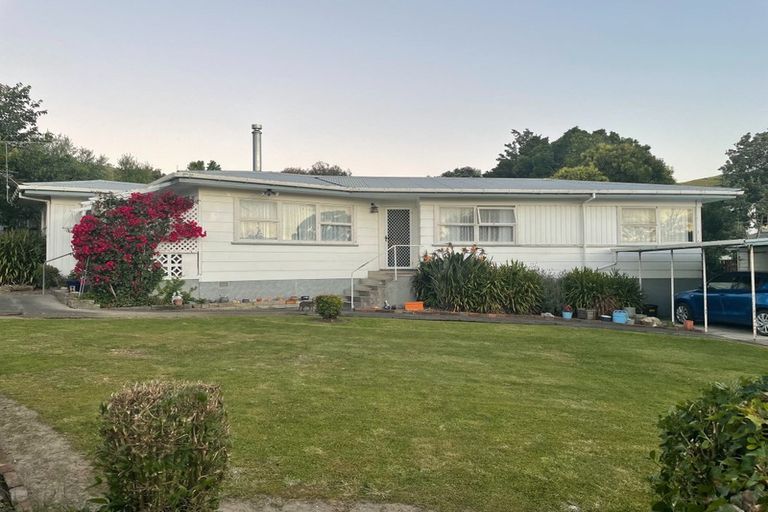 Photo of property in 35 Einstein Street, Outer Kaiti, Gisborne, 4010