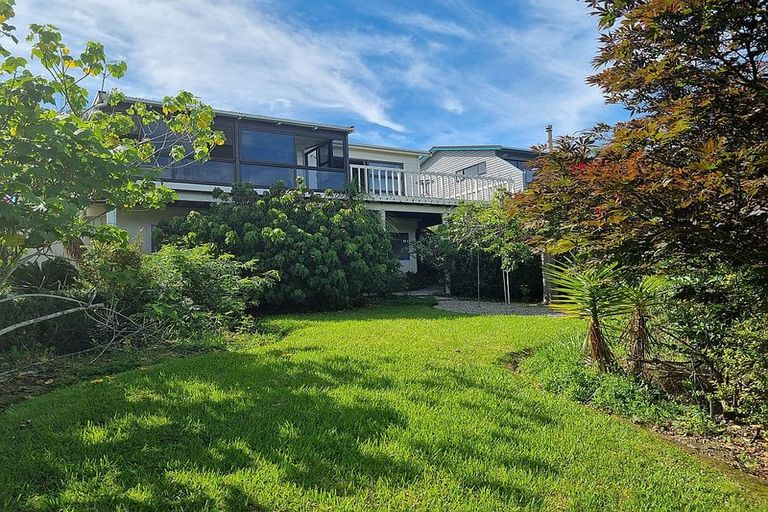 Photo of property in 68 Fidelis Avenue, Snells Beach, 0920