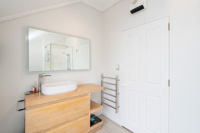 Photo of property in 712 Queens Drive, Waikiwi, Invercargill, 9810