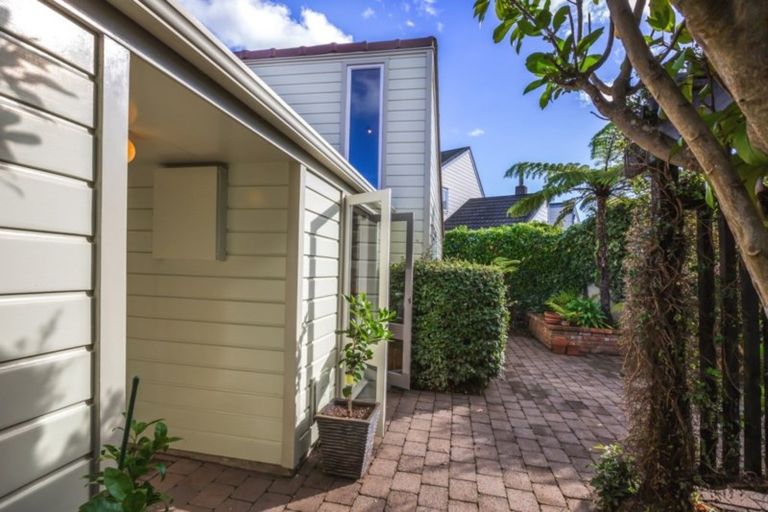 Photo of property in 11 The Quarterdeck, Whitby, Porirua, 5024