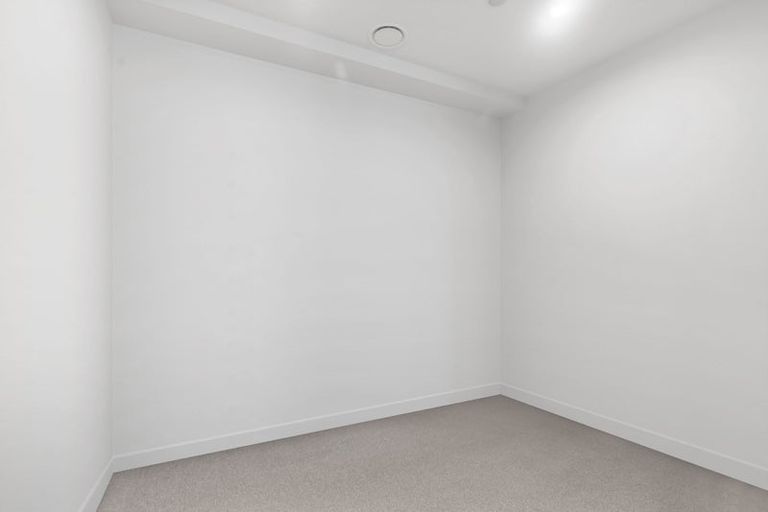 Photo of property in Frank Sargeson Apts, 202/74 Anzac Street, Takapuna, Auckland, 0622