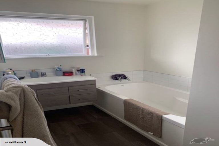 Photo of property in 1/76 Garreg Road, Bryndwr, Christchurch, 8052