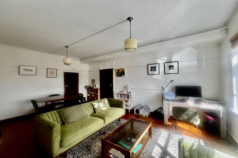 Photo of property in Nissen Court, 11g Hawker Street, Mount Victoria, Wellington, 6011