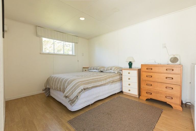 Photo of property in 2 Paua Place, Aramoana, Omakere, 4271