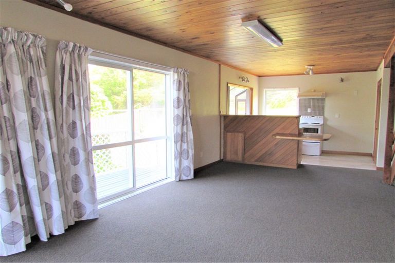 Photo of property in 67 Percy Dyett Drive, Karori, Wellington, 6012