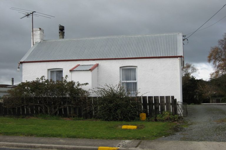 Photo of property in 15 Dryden Street, Milton, 9220