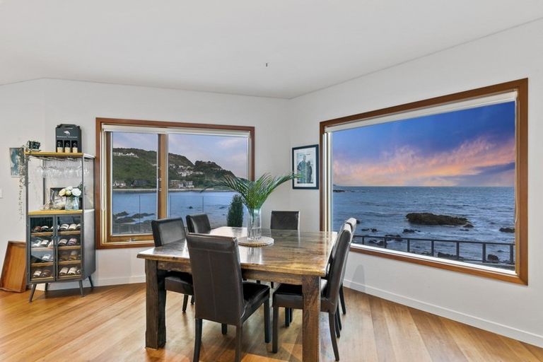 Photo of property in 110 Owhiro Bay Parade, Owhiro Bay, Wellington, 6023