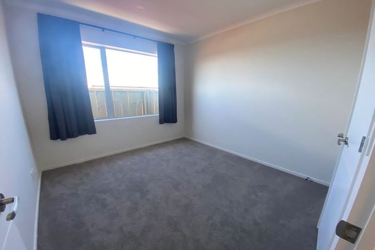 Photo of property in 92 Tir Conaill Avenue, Flat Bush, Auckland, 2019