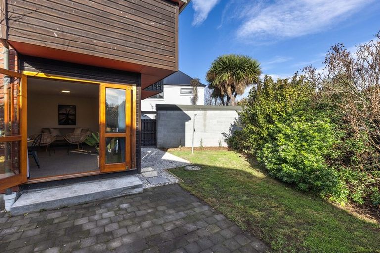 Photo of property in 9/27 Darvel Street, Riccarton, Christchurch, 8011