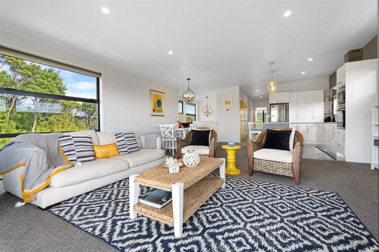 Photo of property in 33 Hihitahi Rise, Paihia, 0200
