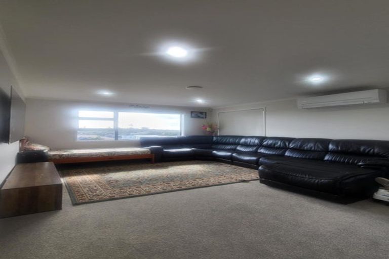 Photo of property in 112a Lisle Farm Drive, Pukekohe, 2120