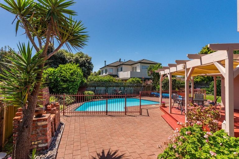 Photo of property in 303 Manly Street, Paraparaumu Beach, Paraparaumu, 5032
