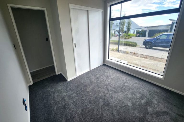 Photo of property in 4 Jonah Lomu Drive, Paerata, 2124