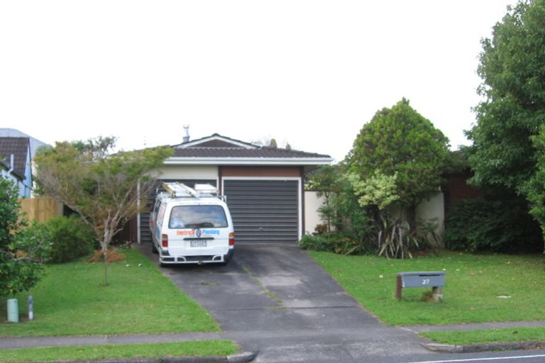 Photo of property in 27 Stanniland Street, Sunnyhills, Auckland, 2010