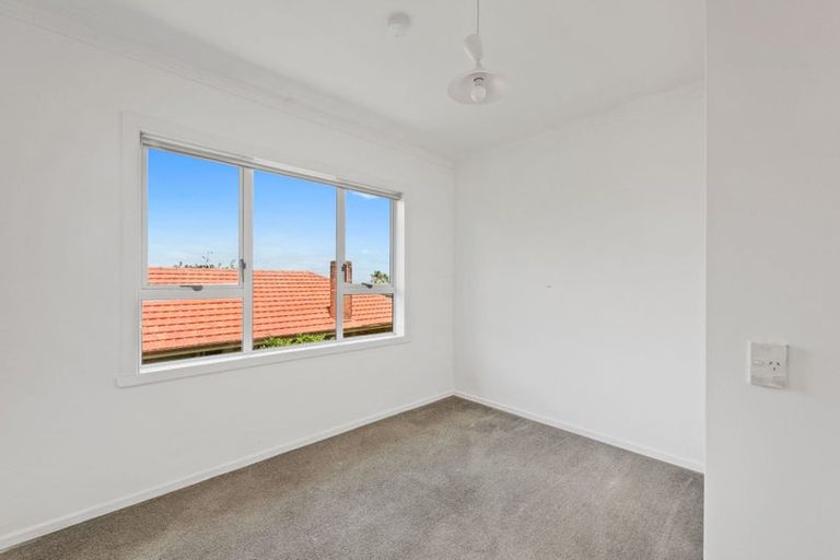 Photo of property in 21 Patons Road, Howick, Auckland, 2014