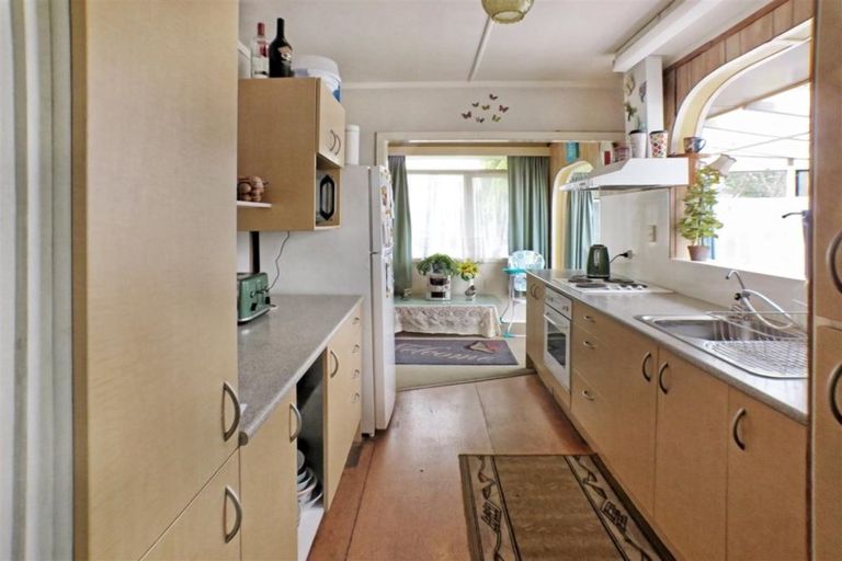 Photo of property in 40 Thomas Crescent, Western Heights, Rotorua, 3015