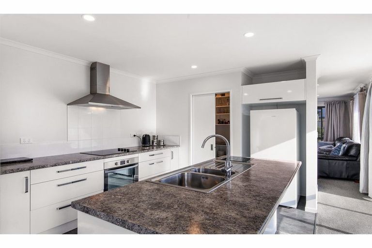 Photo of property in 122 Chinnerys Road, Woodend, 7610