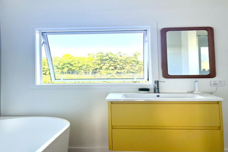 Photo of property in 64 Packard Road, Motupipi, Takaka, 7183