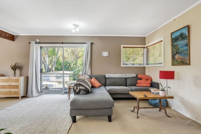 Photo of property in 19 Maraetai Place, Port Waikato, Tuakau, 2695