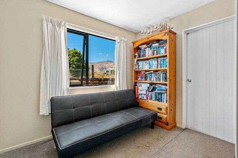 Photo of property in 67 Grandview Road, Lake Hawea, Wanaka, 9382