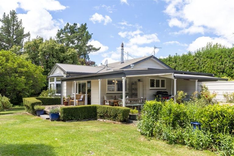 Photo of property in 411 Loburn Whiterock Road, Loburn, Rangiora, 7472