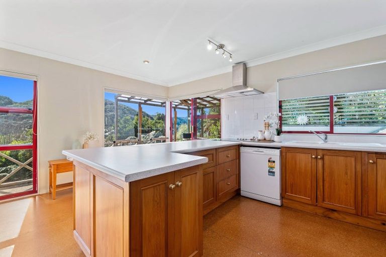 Photo of property in 92 Okareka Loop Road, Lake Okareka, Rotorua, 3076