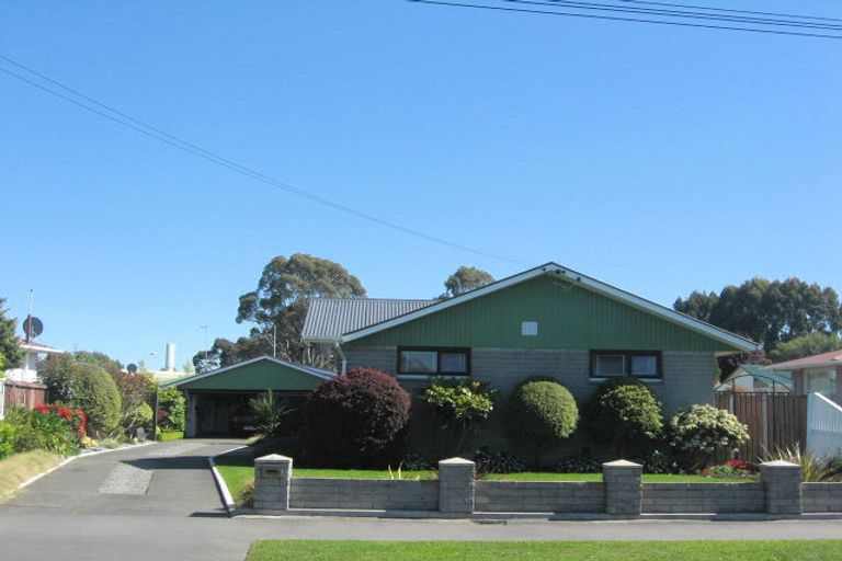 Photo of property in 5 Eastling Street, Bishopdale, Christchurch, 8053