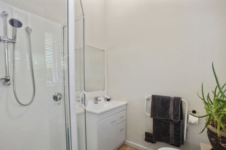 Photo of property in 27 Studholme Street, Somerfield, Christchurch, 8024