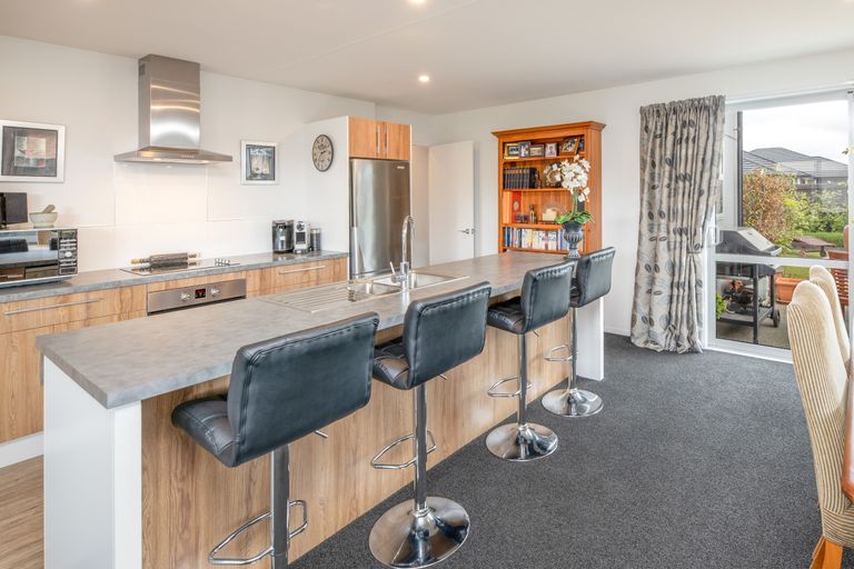 Photo of property in 10 Jasper Court, Rolleston, 7614