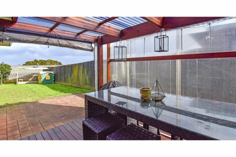 Photo of property in 8 Wairere Road, The Gardens, Auckland, 2105