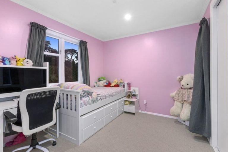 Photo of property in 15 Stanley Street, Wainuiomata, Lower Hutt, 5014