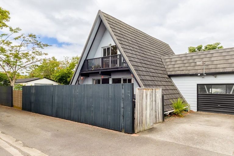 Photo of property in 187b Te Moana Road, Waikanae, 5036