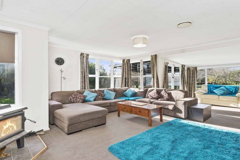 Photo of property in 4 Kainga Road, Kainga, Christchurch, 8083