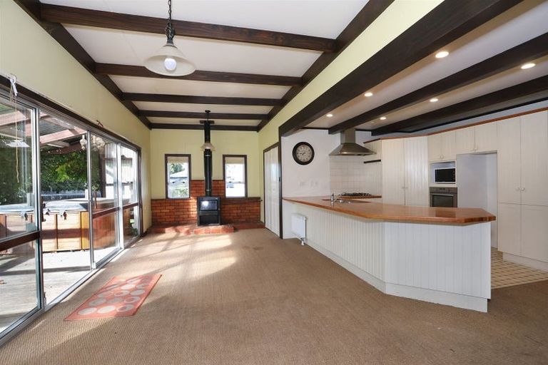 Photo of property in 49 Pukepapa Road, Marton, 4710