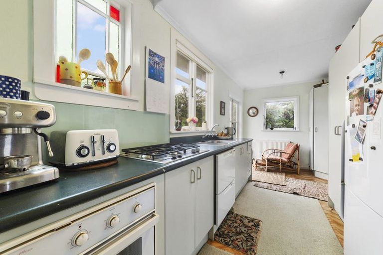 Photo of property in 7 Fairview Crescent, Kelburn, Wellington, 6012