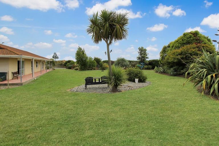 Photo of property in 24 Bergin Road, Foxton, 4814